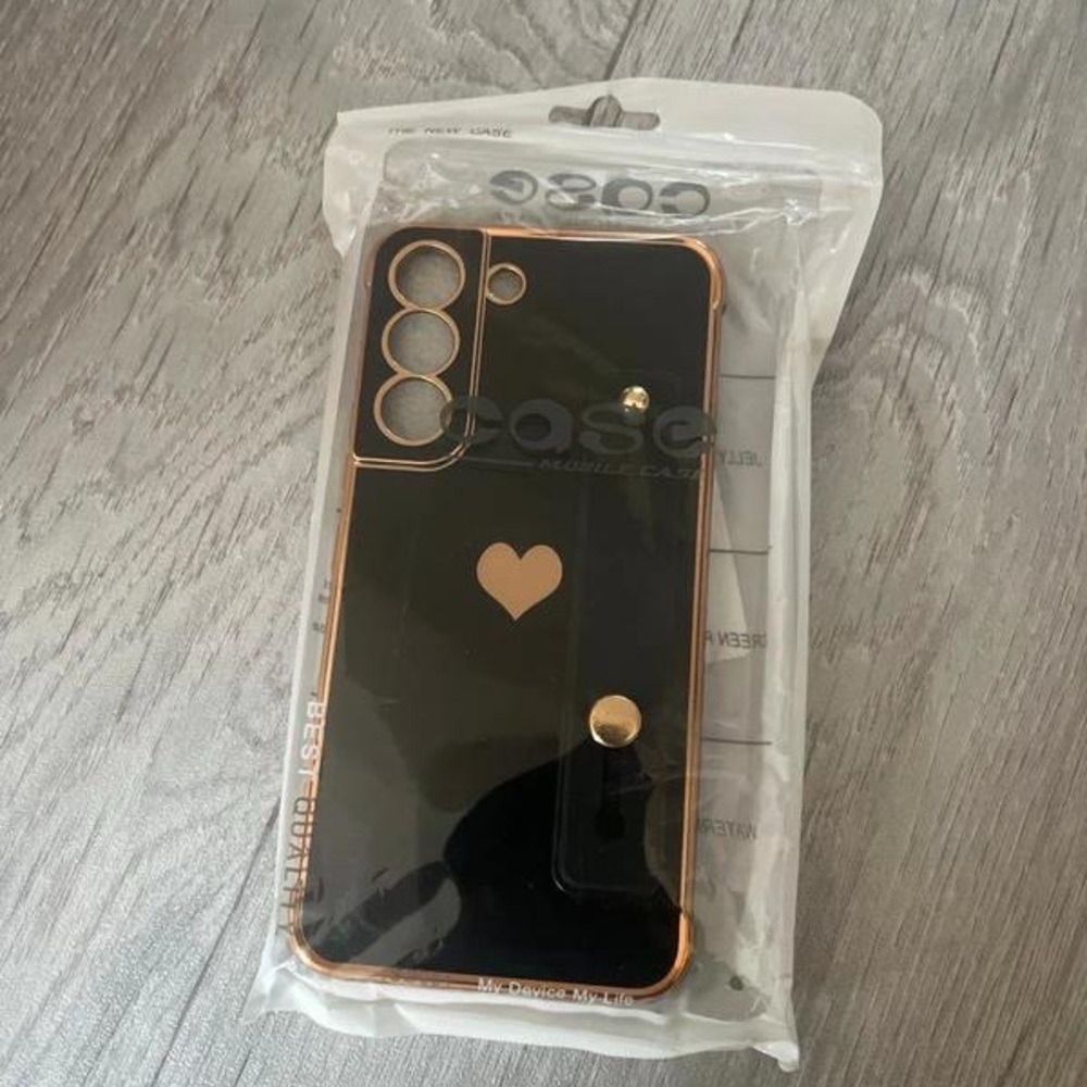 Elegant Black and Gold Heart Phone Case
